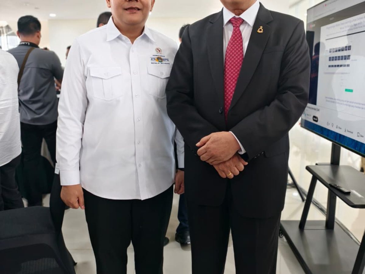 49aa5a53-f2f2-4f38-a17a-c6c7762d8443