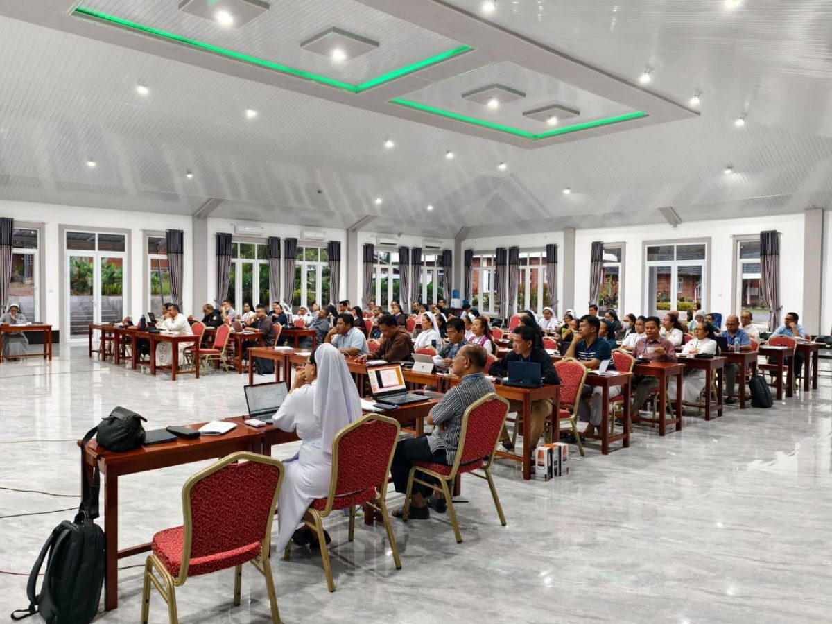 616463197_10235090240541592_6975883778074001986_n