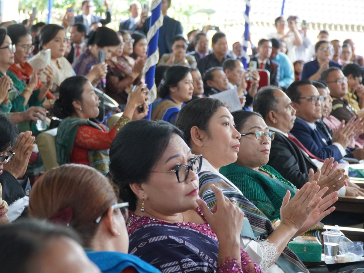 b2cab858-ca20-4ddb-9e70-3dbdf4f52eae