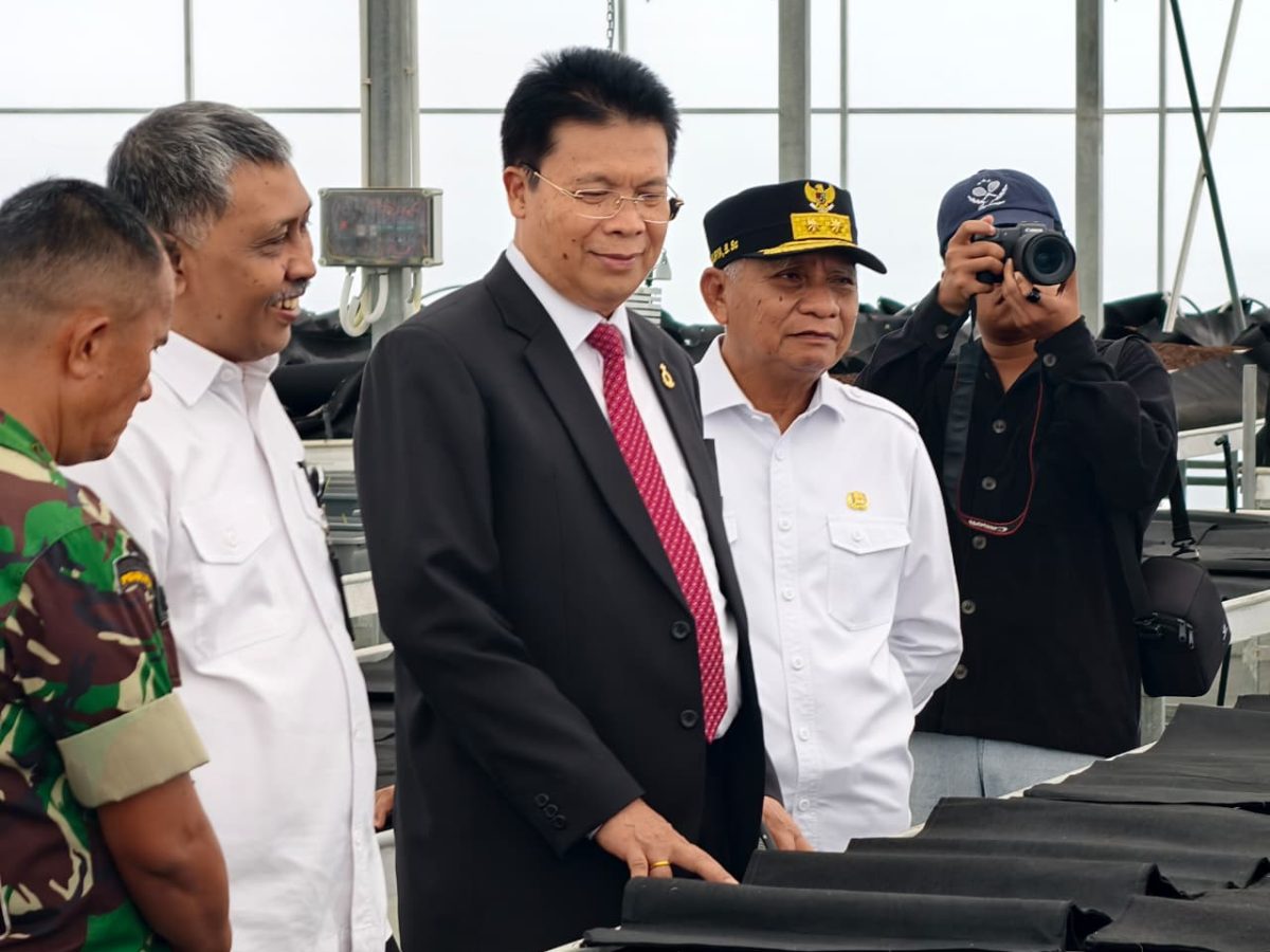 f0f0597e-551f-46e6-9c19-1a1e632f396f