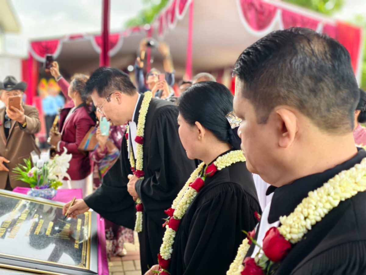 f7a3b244-3642-4dcf-889e-93c3d919d5b2